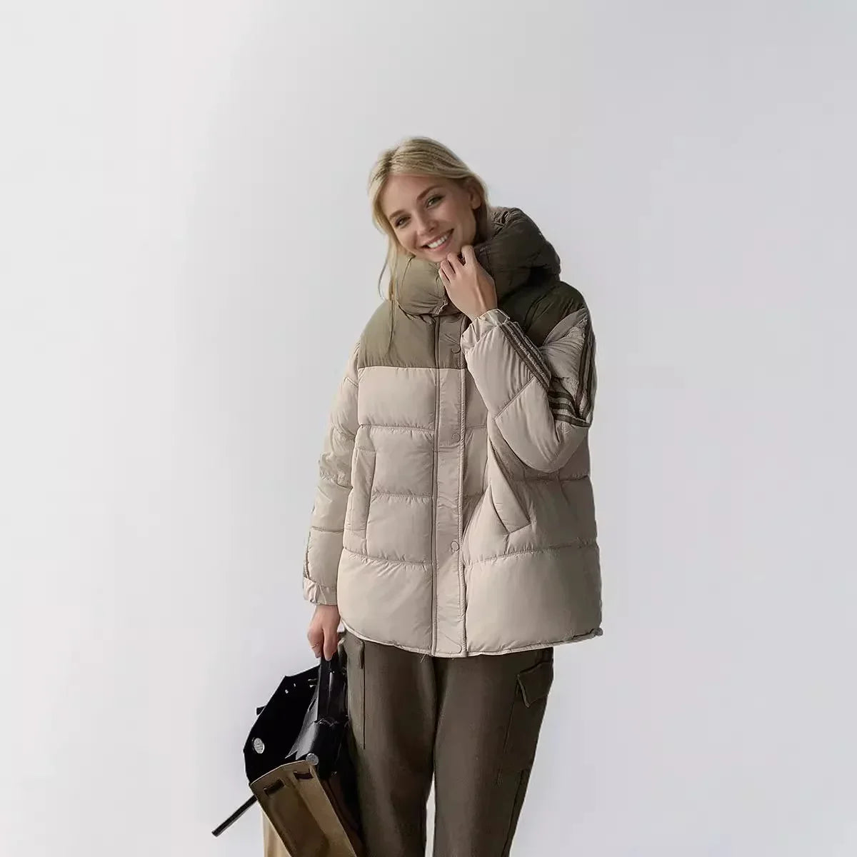 2024 neue Winter Damen jacke Kontrast lässig Kapuze Daunen Baumwoll jacke weiblich verdicken warme lose Puffer gepolsterte Parkas Mäntel