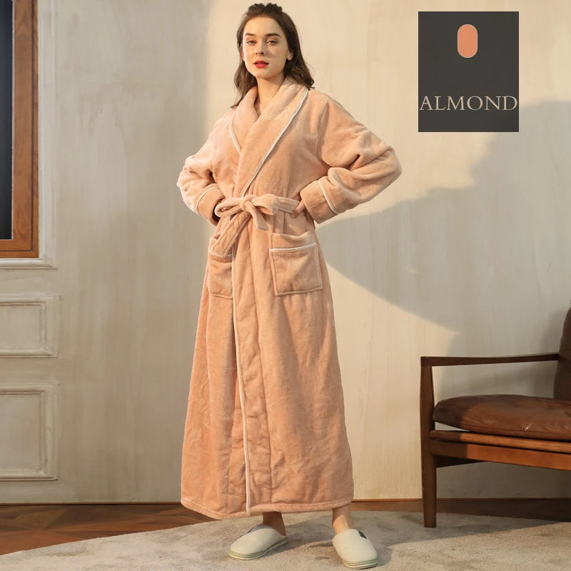 Herbst Winter plus Größe verdickt warmes Paar Flanell lange Robe Nachtwäsche neue Bademantel Kleid Korallen Fleece Home Wear