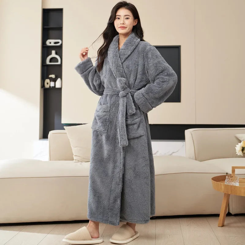 Frauen Lose Peignoir Nachthemd Korallen Fleece Robe Lange Kimono Dusche Nachtwäsche Warme Winter Nachtwäsche Loungewear Verdicken Nachthemd