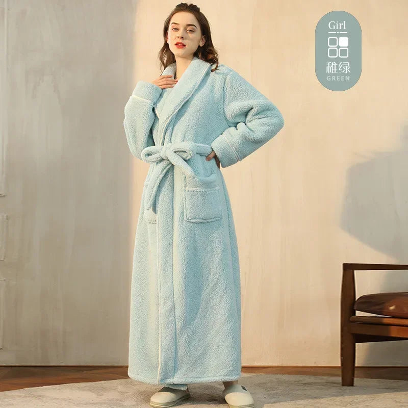 Doppelseitige Verdicken Flanell Herbst Winter Korallen Fleece Paar Lange Robe Hause Kleidung Lange Bademantel Nachtwäsche Lose Loungewear