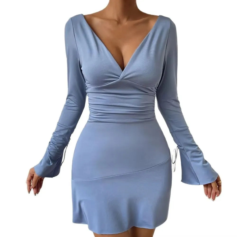 Fair shely sexy v tiefblau kurzes Kleid neue enge Club rücken freie Mini kleider Herbst Langarm Abend party Kleid