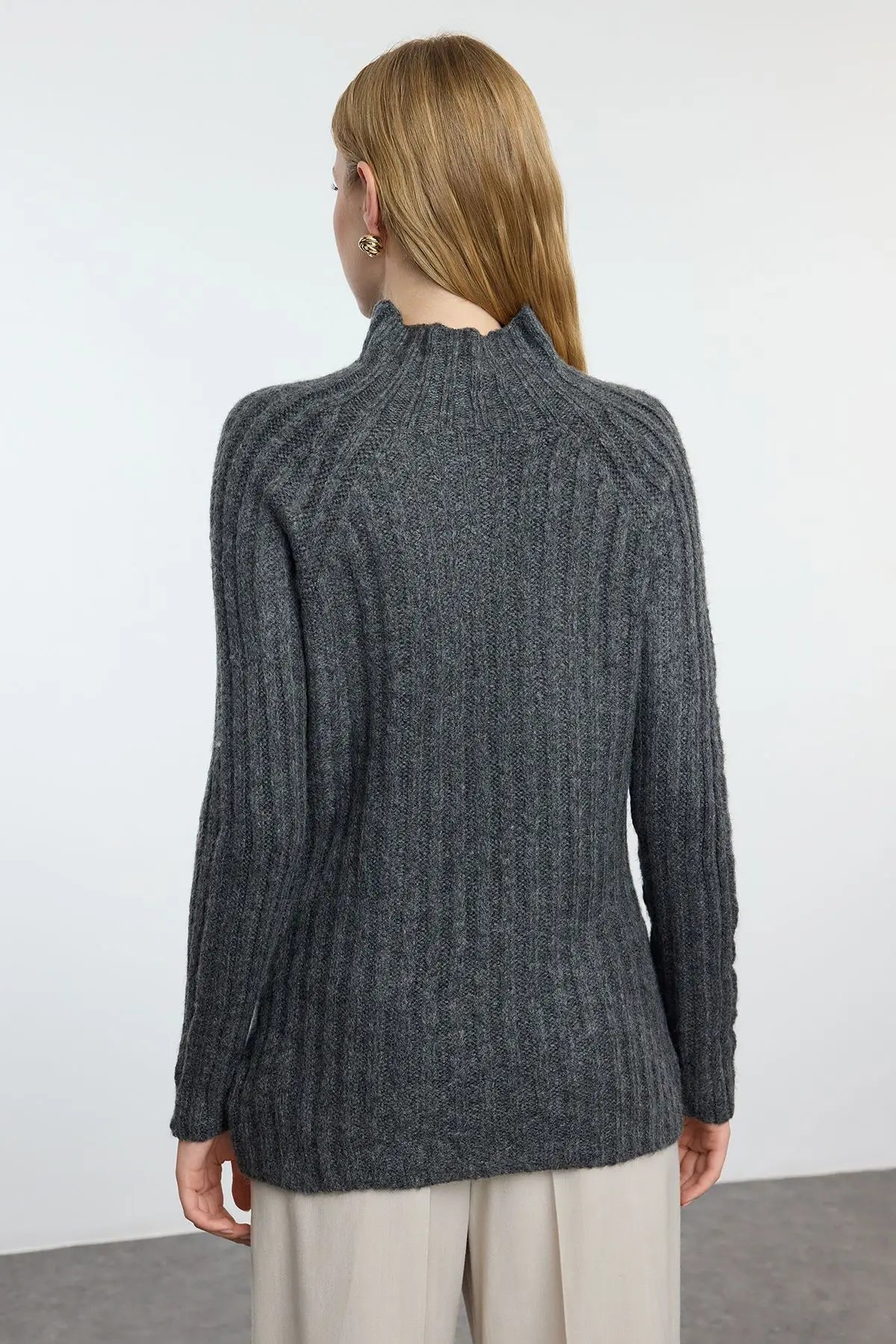 Trendyol TYZA Damen-Pullover, Stehkragen, Zopfmuster, lässige Strickwaren, reguläre Passform, Raglanärmel-Pullover und Pullover