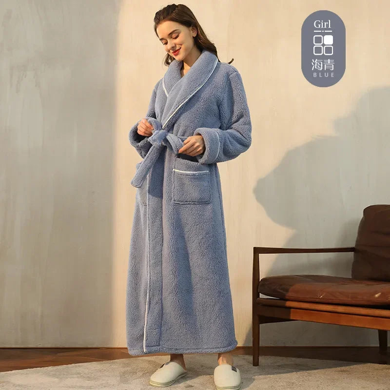 Doppelseitige Verdicken Flanell Herbst Winter Korallen Fleece Paar Lange Robe Hause Kleidung Lange Bademantel Nachtwäsche Lose Loungewear