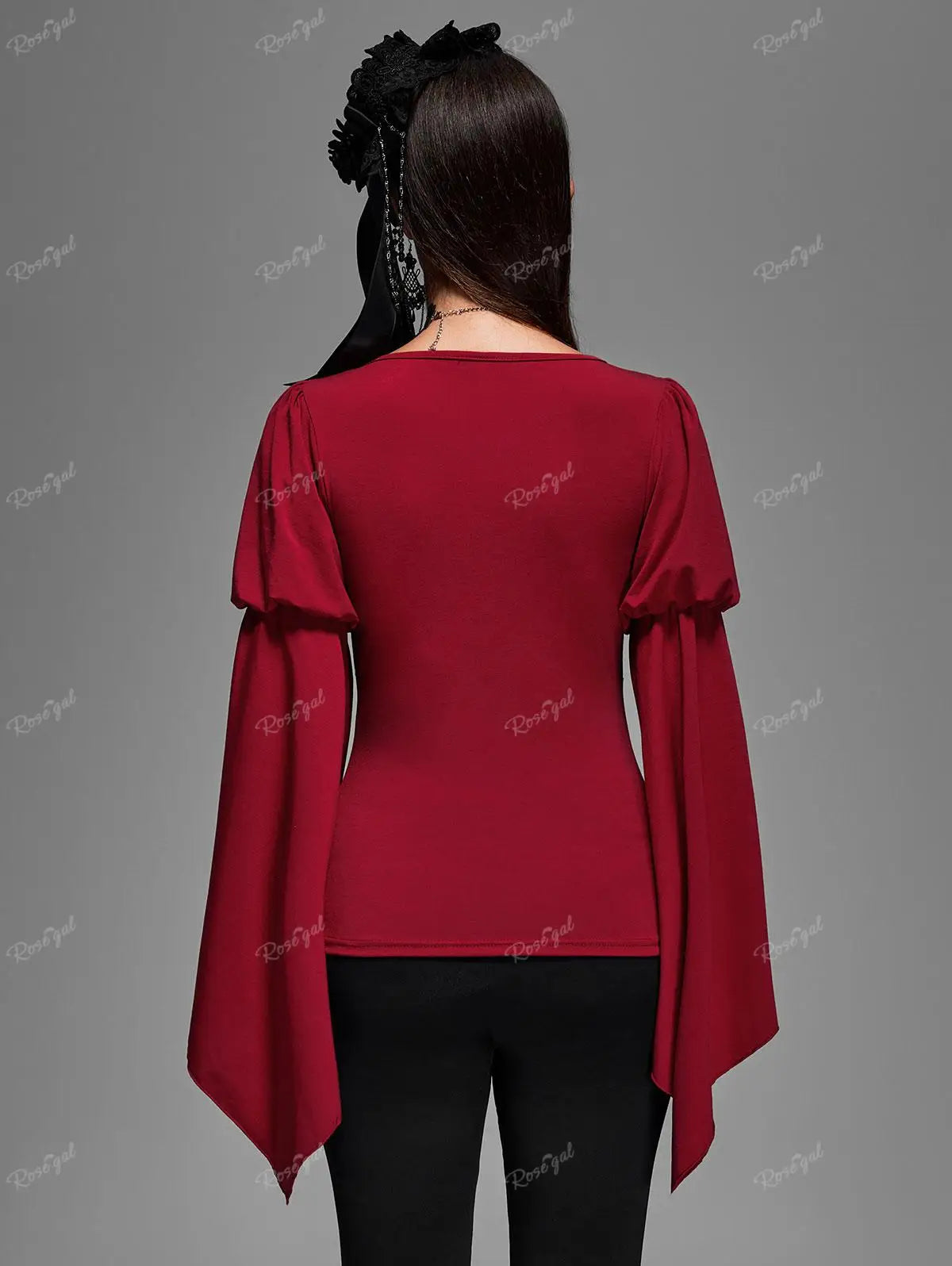 Rosegal Plus Size Gothic Red T-Shirt herzförmige Applikationen geraffte Tops neue Frühling Herbst quadratischen Hals lange Flare Ärmel Blusen