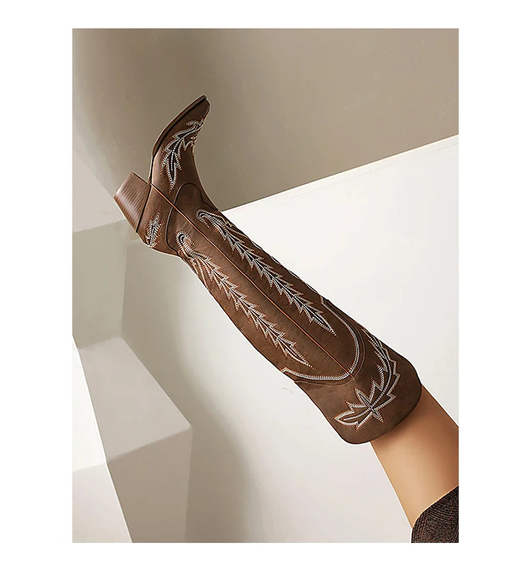 Plus Size atmungsaktive bestickte Westerns tiefel Holzmaserung Grob absatz Seiten reiß verschluss Westerns tiefel trend ige Overknee-Stiefel