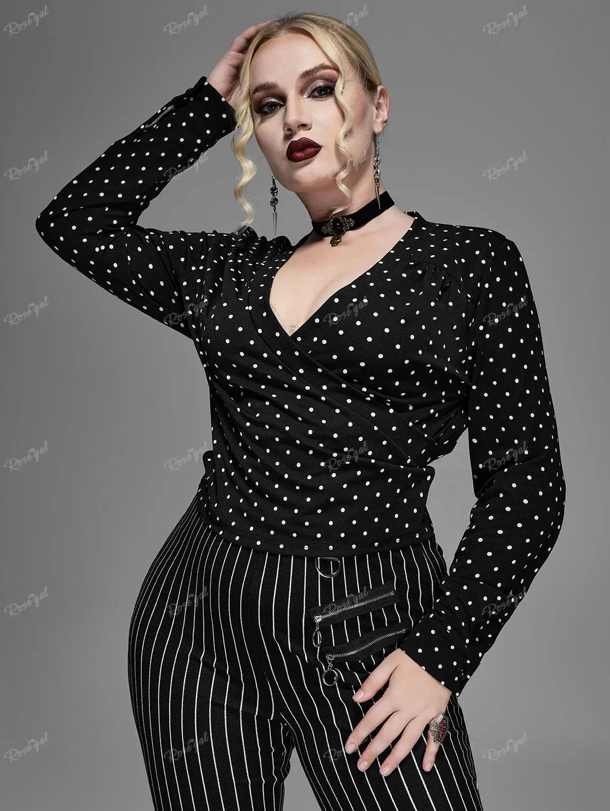 Ros gal plus Größe Gothic Polka Dot geraffte Bluse Frauen Frühling Herbst lange Ärmel V-Ausschnitt zurück Bowknot Tops neue schwarze T-Shirts