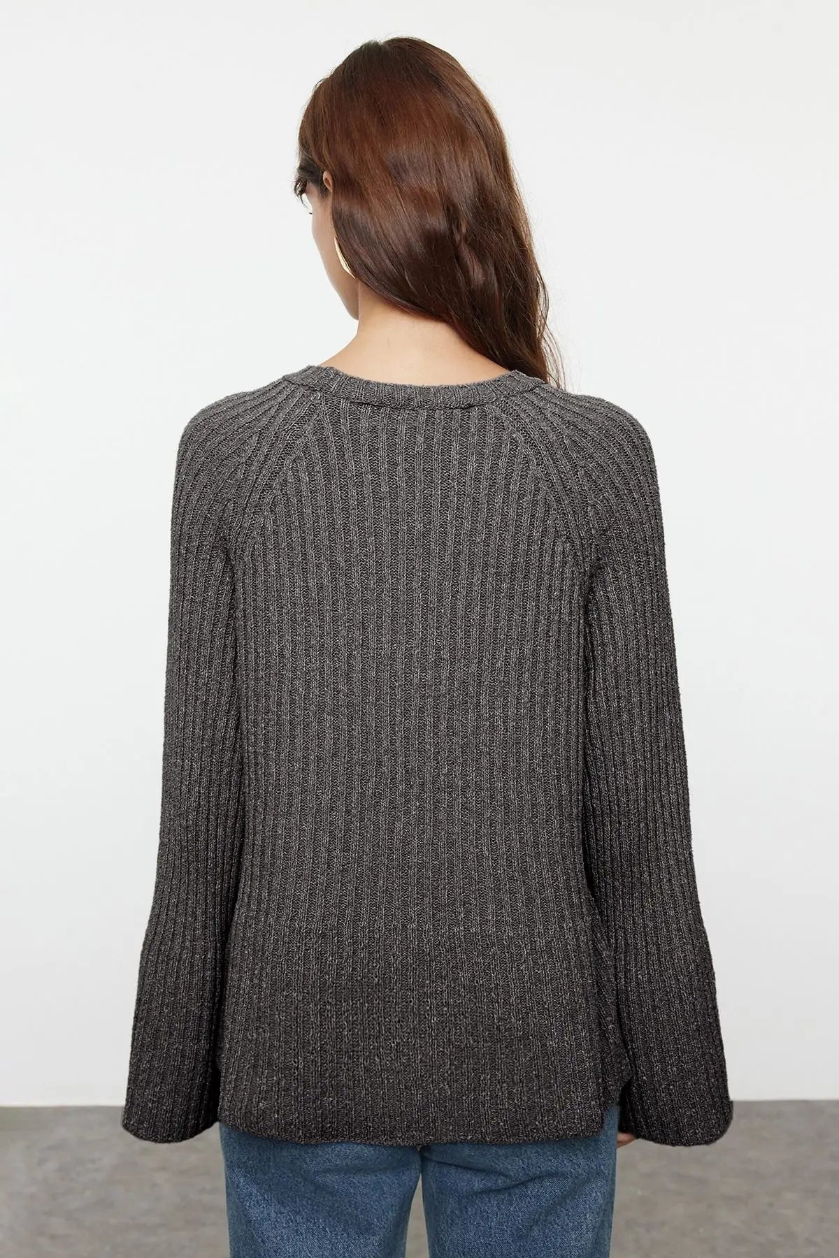 Trendyol TYZA Damen-Pullover, lässig, Übergröße, Rundhalsausschnitt, einzelnes Nummernschild, einfarbig, Strickwaren, Pullover mit Standardärmeln und Pullover