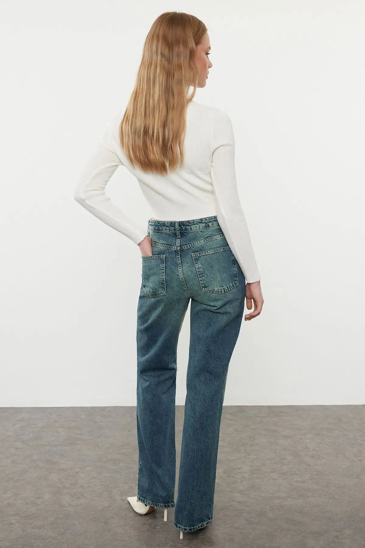 Trendyol TYZA Damen-Jeans, lässig, taschenlos, Denim, einfarbig, weites Bein, Gürtel, Jeans, weites Bein, Freizeithose