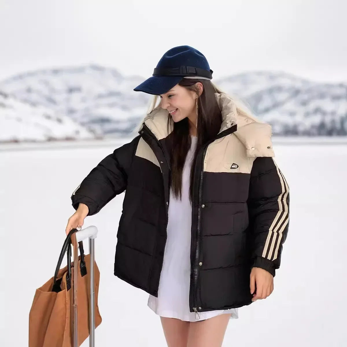 2024 neue Winter Damen jacke Kontrast lässig Kapuze Daunen Baumwoll jacke weiblich verdicken warme lose Puffer gepolsterte Parkas Mäntel