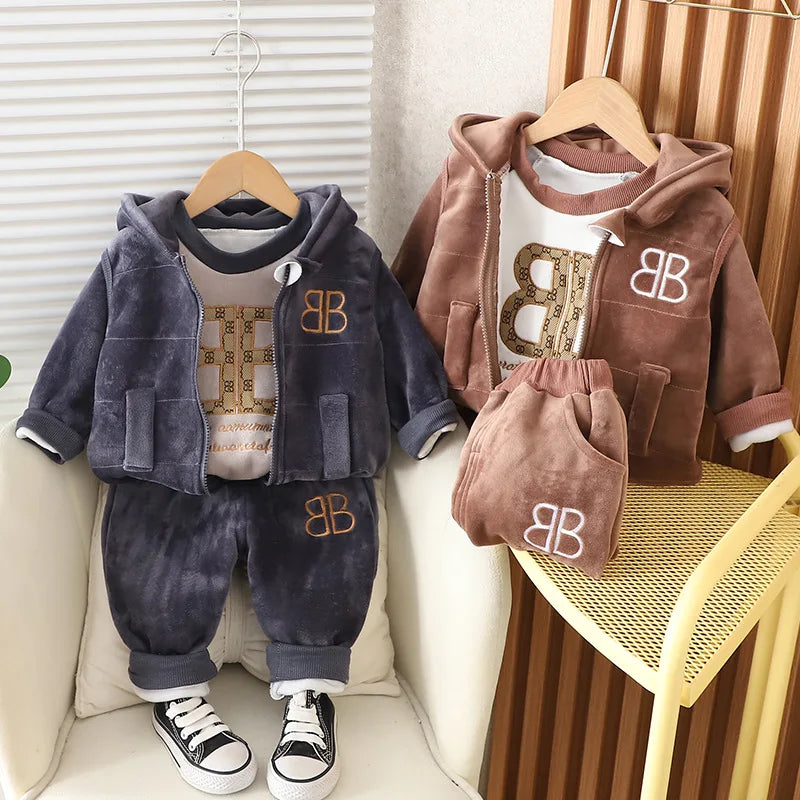 Neue Herbst Winter Baby Kleidung Sets Nette Cartoon Warm Halten Top + Weste + Hosen Mädchen Prinzessin Anzug Geburtstag Geschenke kinder Kleiden