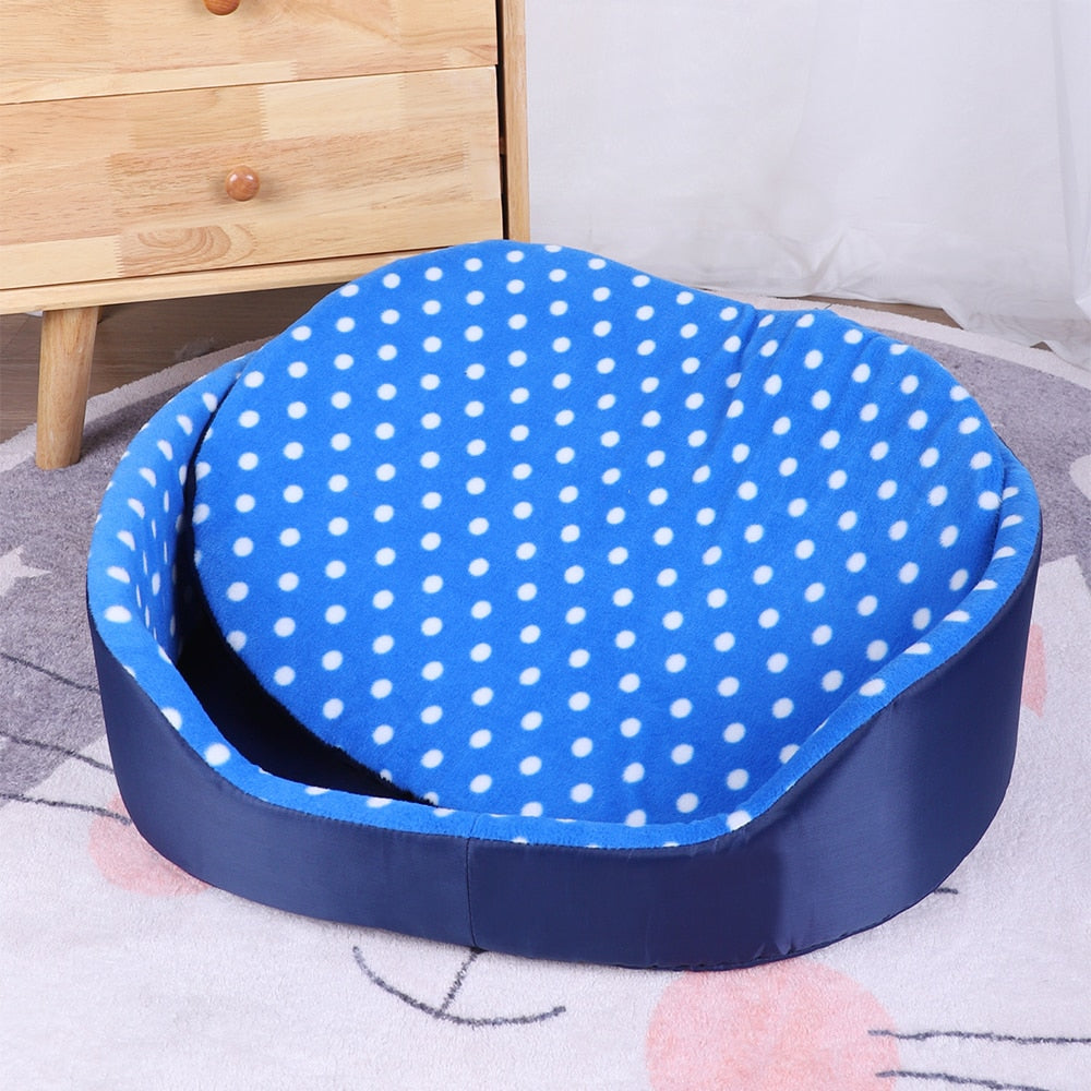 Cat Bed Pet Mat Products for Cats Sofa Comfort Dogs Accessories House Portable Pillow Sleeping Supplies Cushion Kitten Beds Mats