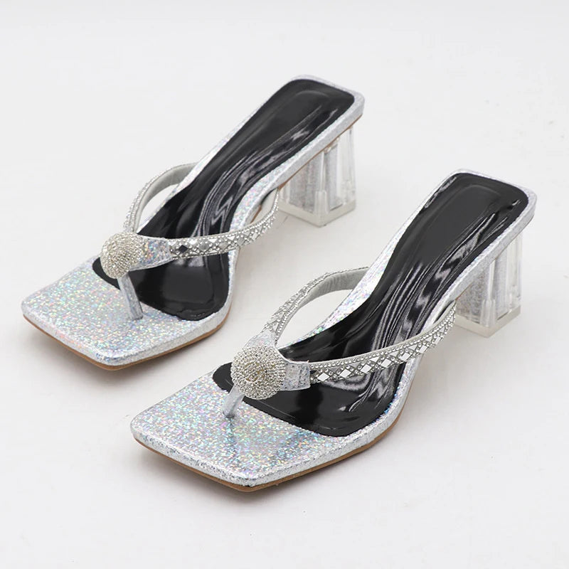 Liyke Mode Glitter Strass Frauen Transparent Low Heels Hausschuhe Kristall Strap Sandalen Schuhe Flip-Flops Offene spitze Rutschen