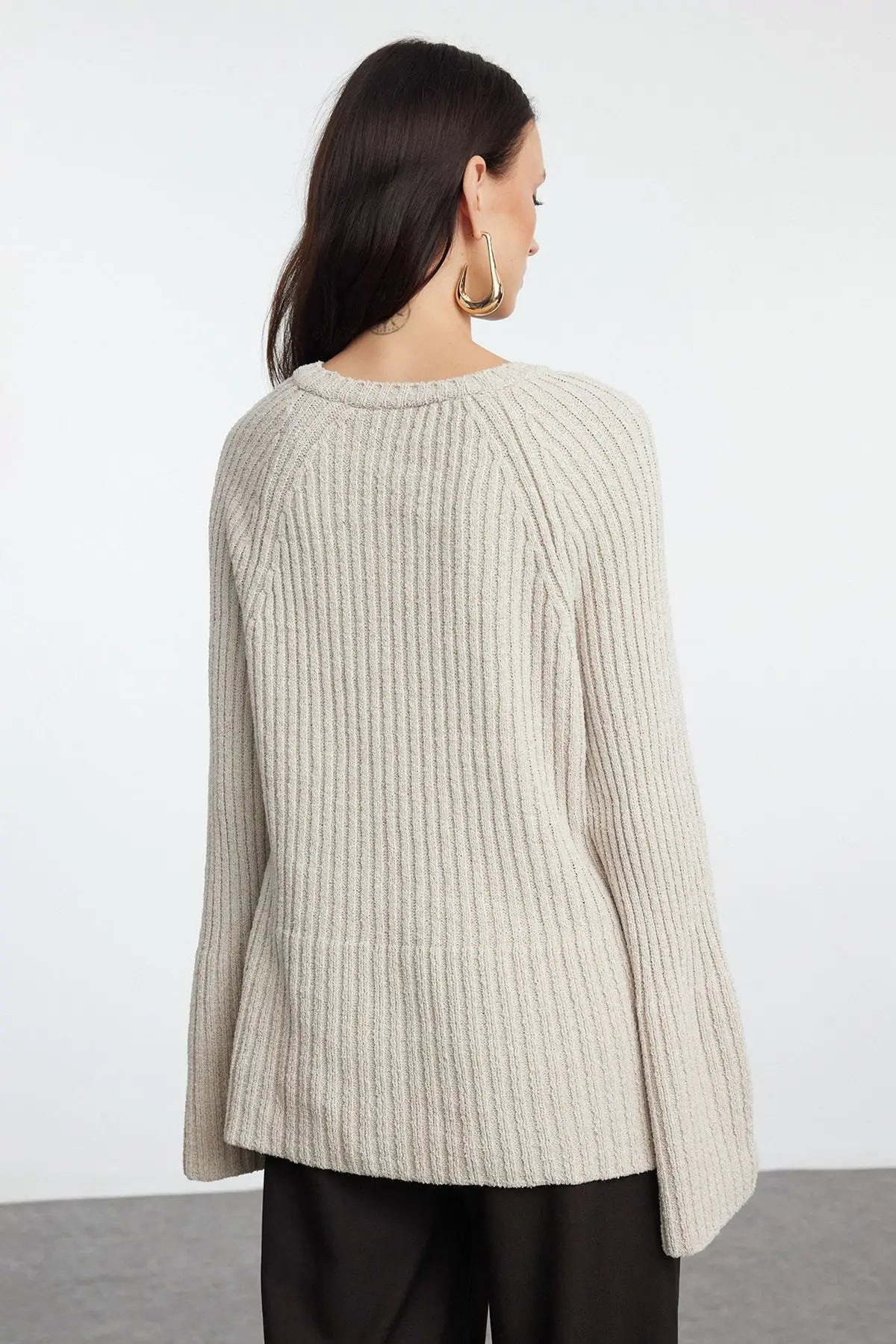 Trendyol TYZA Damen-Pullover, lässig, Übergröße, Rundhalsausschnitt, einzelnes Nummernschild, einfarbig, Strickwaren, Pullover mit Standardärmeln und Pullover