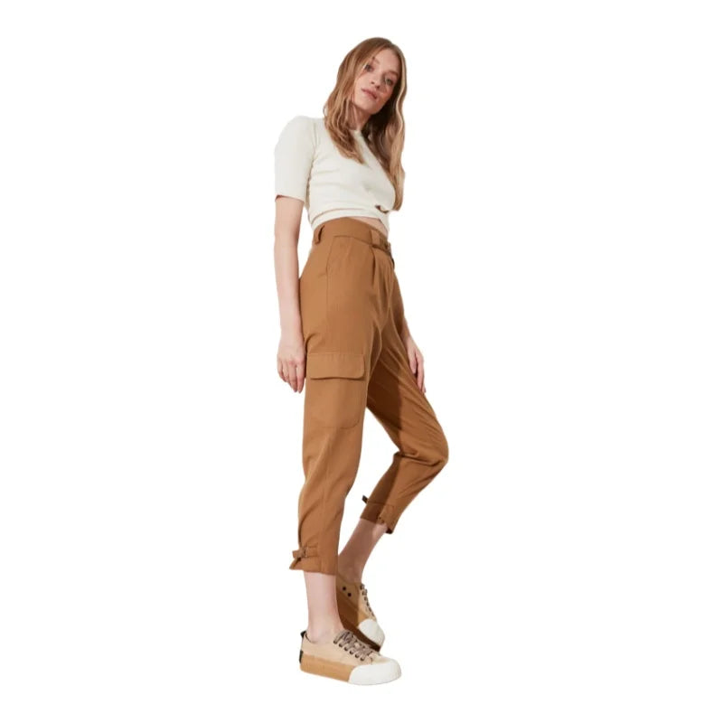 Trendyol TYZA Damen-Hosen und Caprihosen, gewebter Jogger, einfarbig, stilvolle Skinny-Fit-Hosen und Caprihosen, Röhrenjeans für Schwangere