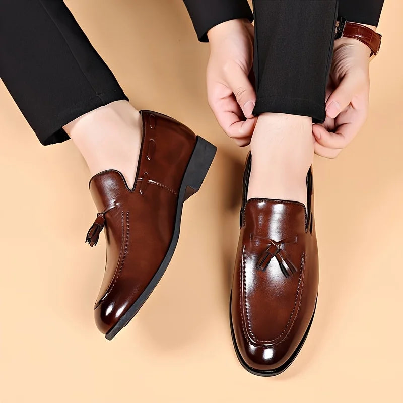 Herren Hochzeits feier Schuhe Designer-Stil Kleid Schuhe für Männer brandneue Business-Freizeit schuhe Slip on Lederschuhe plus Größe