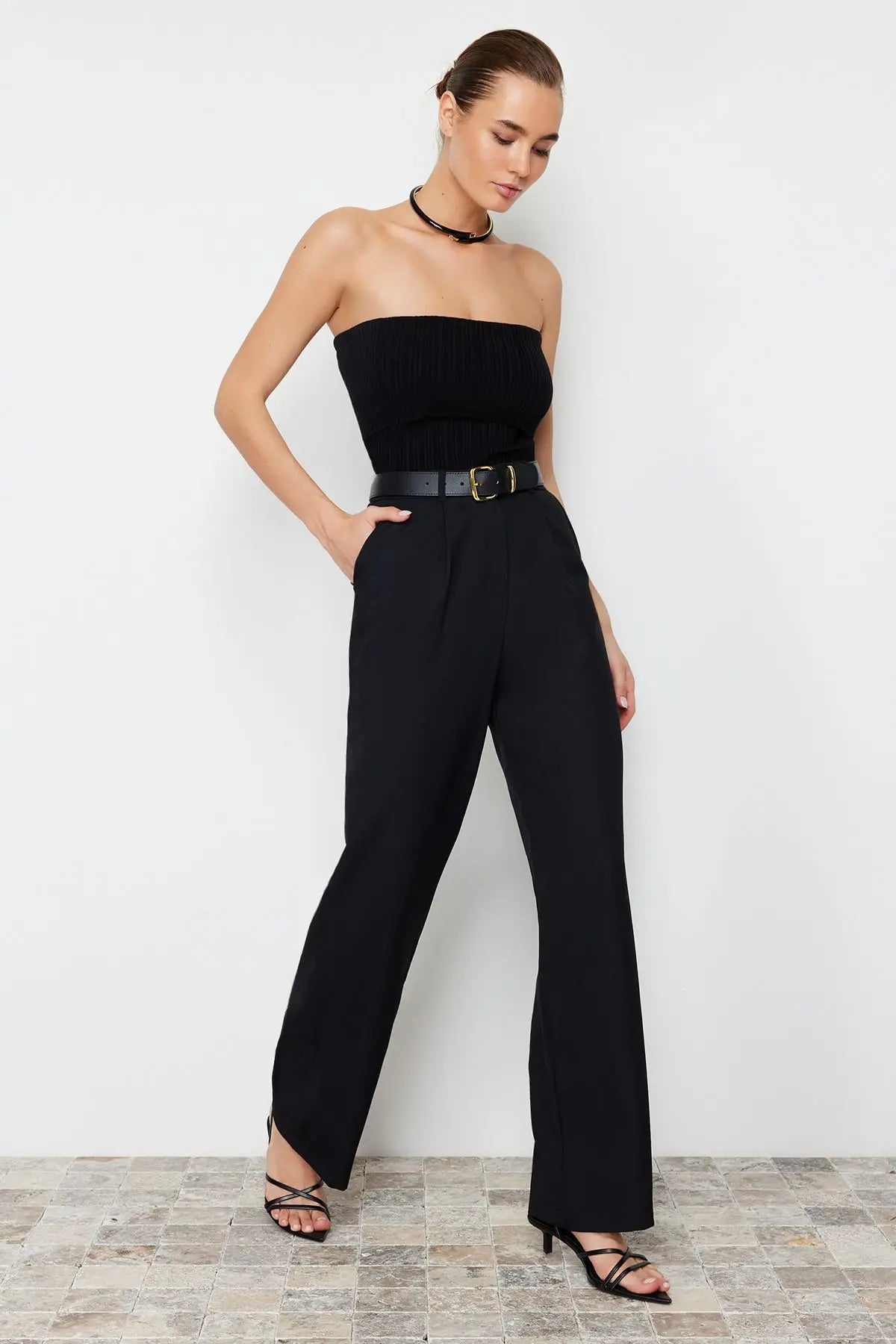 Trendyol TYZA Damen-Hosen und Caprihosen, Business, einfarbig, gewebte Hosen mit weitem Bein und Caprihosen, Business-Umstandsmode mit weitem Bein