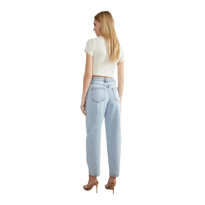 Trendyol TYZA Hellblaue Damen-Jeans mit hoher Taille, 2024, Herbst, 100 % Baumwolle, Denim, Straßenhose, lockere Karottenhose