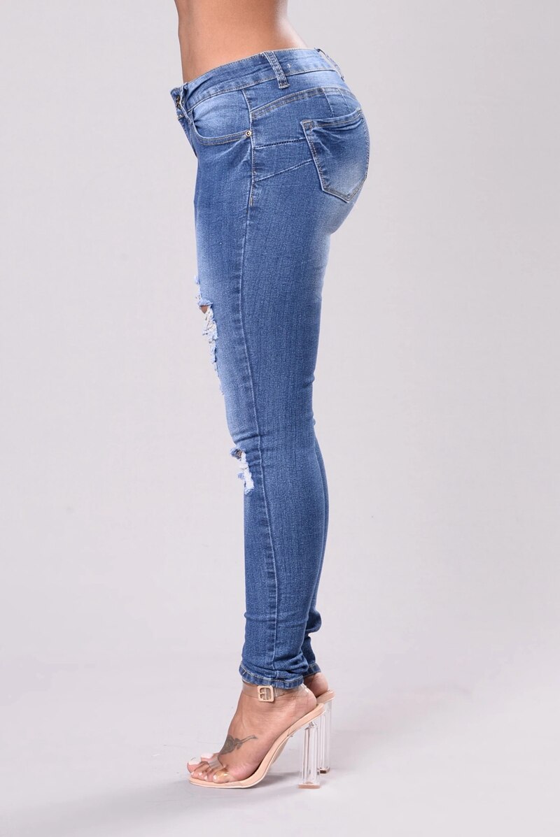 Stretch Hole mit Rissen Slim Jeans